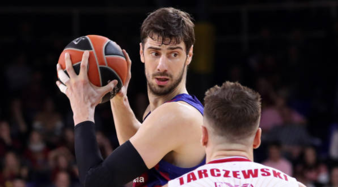 巴萨篮球队队长:不要道德绑架足球队员